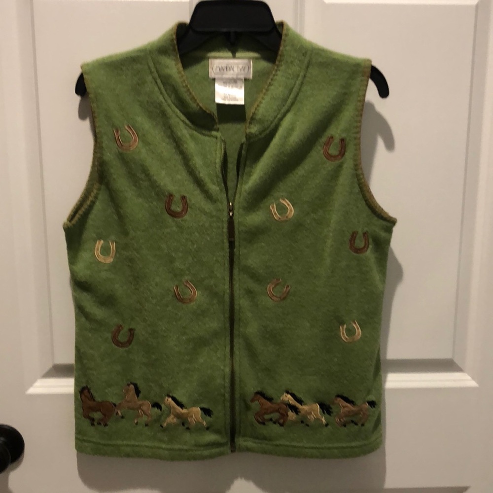 Mandal Bay Equestrian (Horse) vest.Size Medium